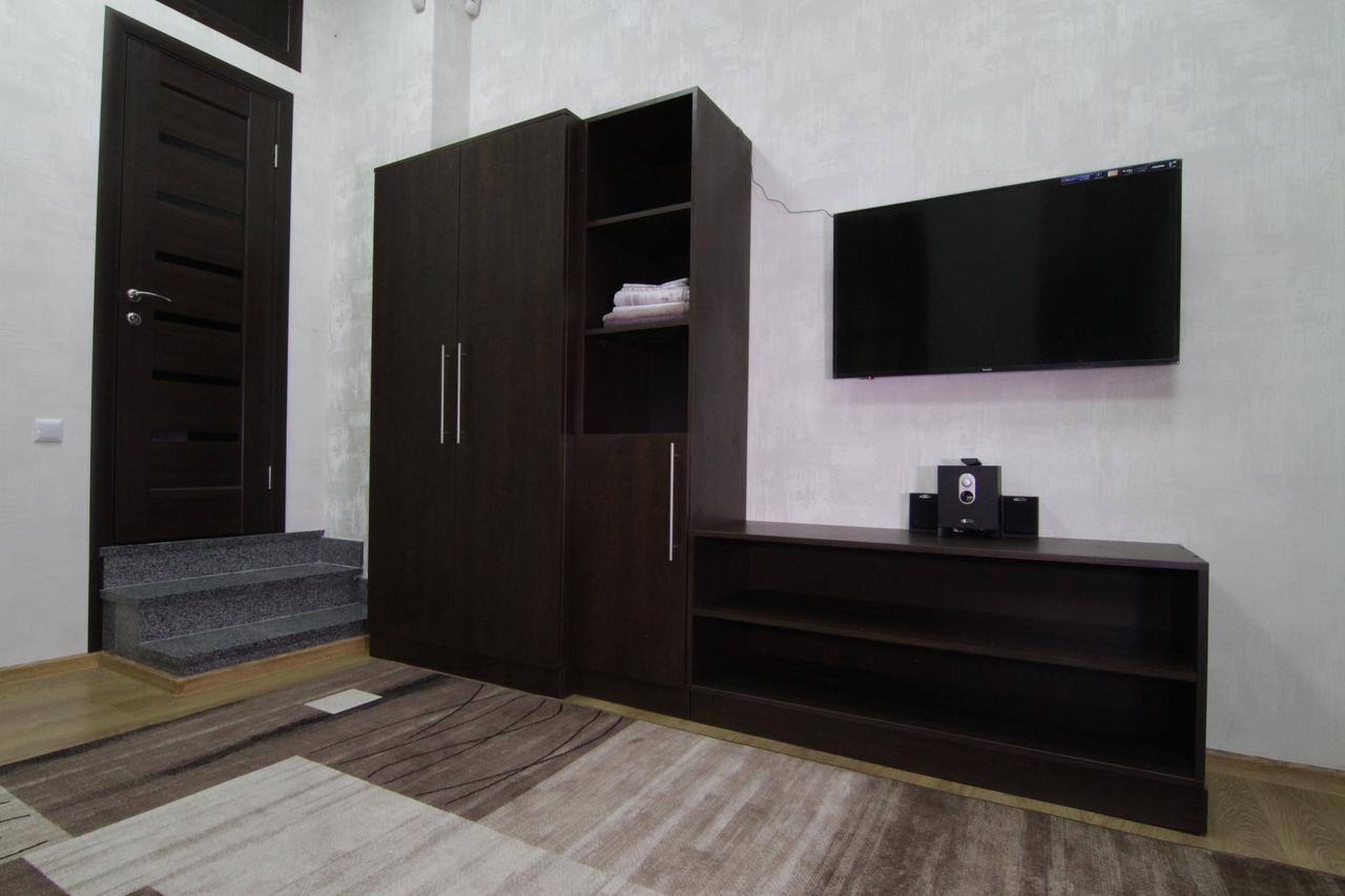 Apelsin Apartment Bila Tserkva Ngoại thất bức ảnh